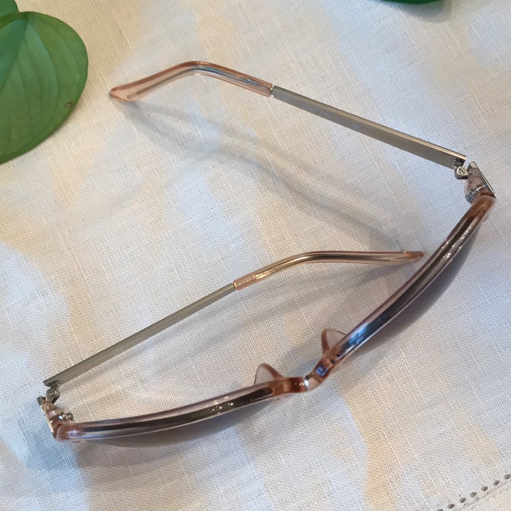 Vintage 70s sunglasses - Picture 2 of 3